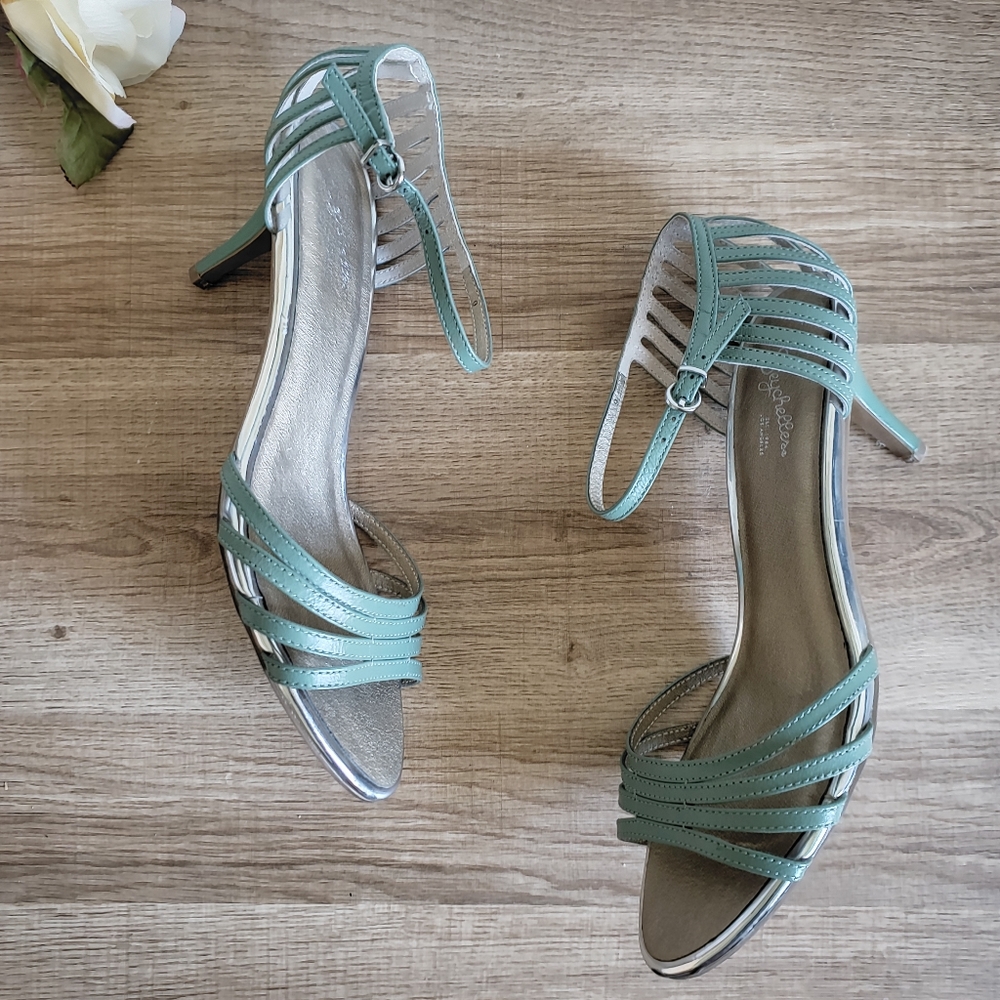 Seychelles Heels